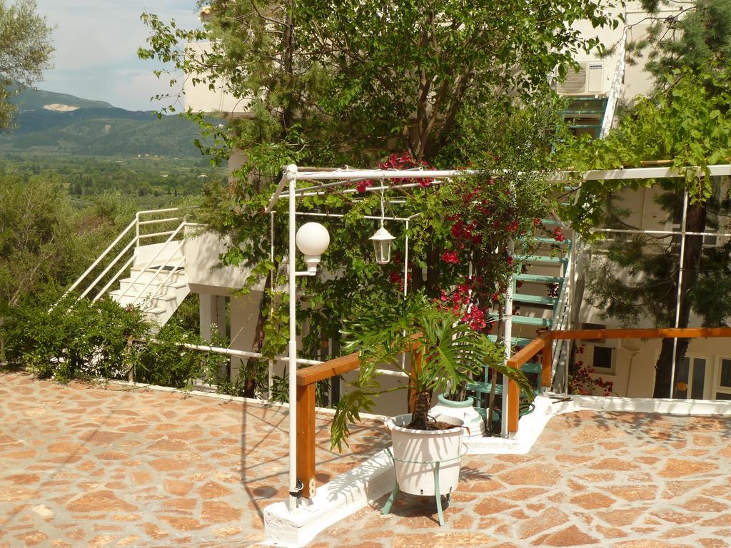 Heras Garden Vasilikí Exterior foto